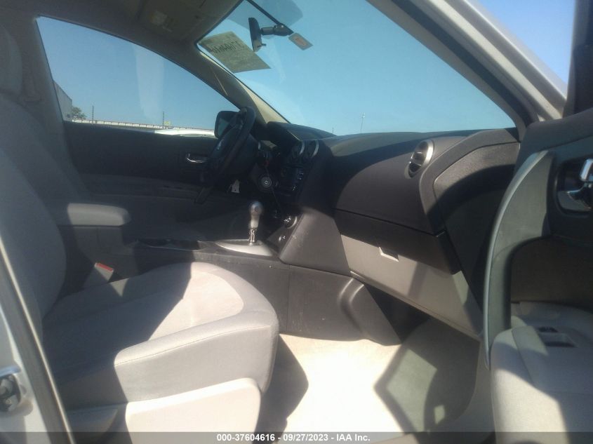 2013 NISSAN ROGUE S - JN8AS5MT2DW523415