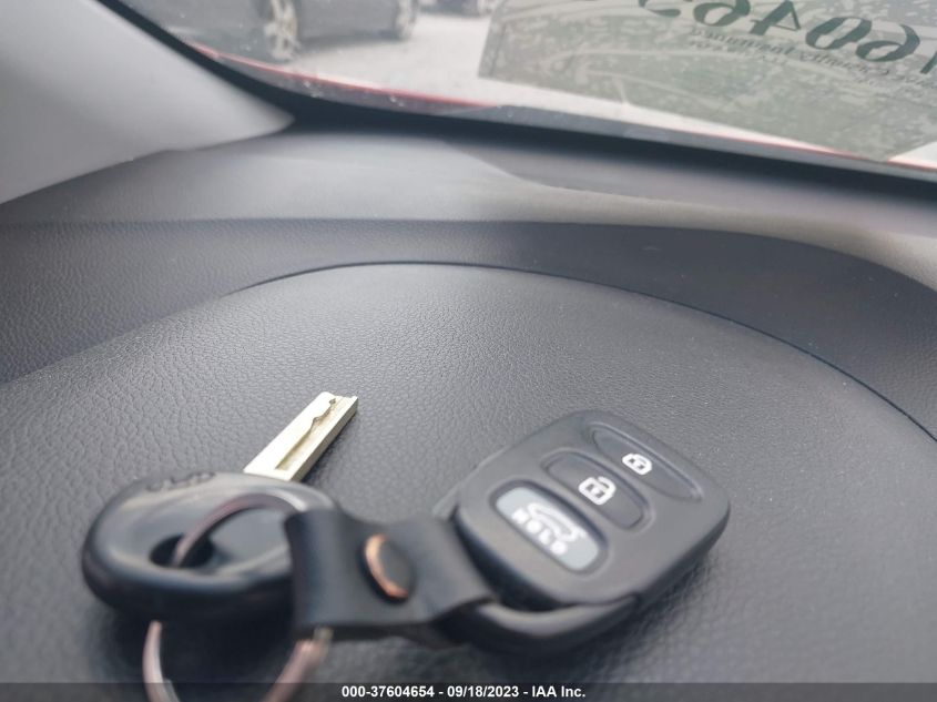 2013 HYUNDAI ELANTRA GT - KMHD35LE6DU022981