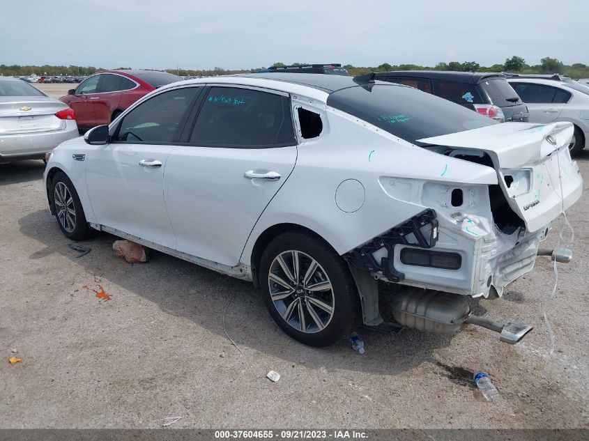 5XXGU4L12LG422630 Kia Optima EX PREMIUM 3