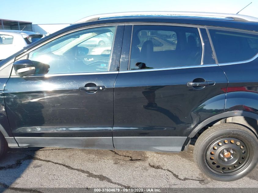 2017 FORD ESCAPE TITANIUM - 1FMCU9J94HUC81108