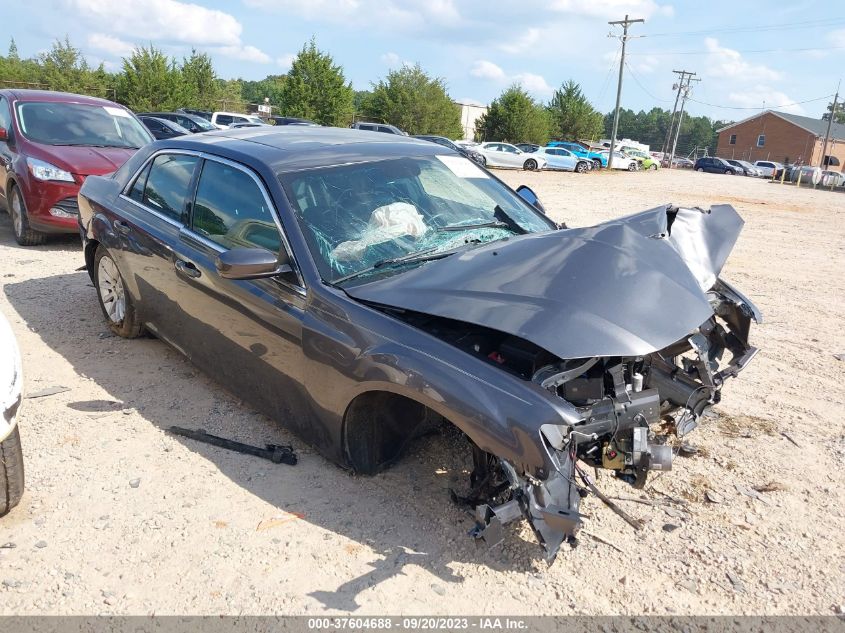 2013 CHRYSLER 300 - 2C3CCAAG3DH658651