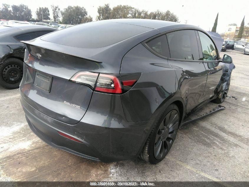 2022 TESLA MODEL Y PERFORMANCE - 7SAYGDEF7NF392232