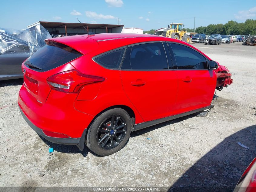 2015 FORD FOCUS SE - 1FADP3K27FL315789