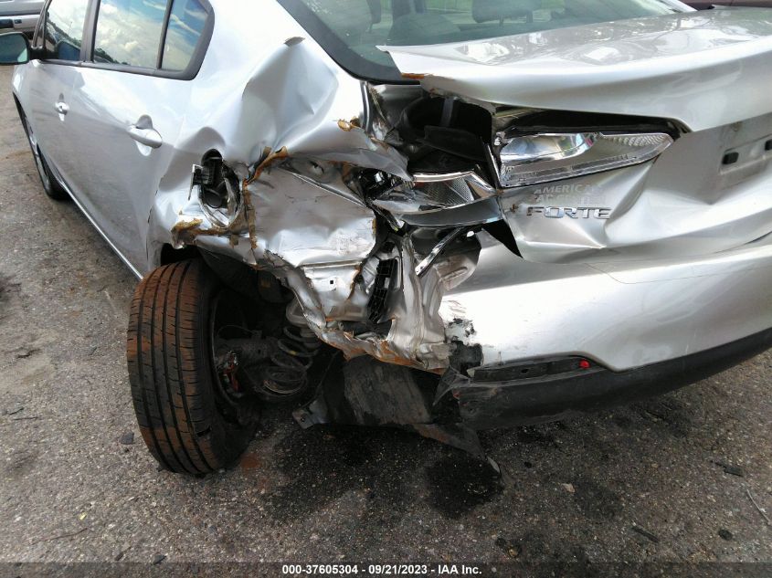 2014 KIA FORTE LX - KNAFK4A60E5066747