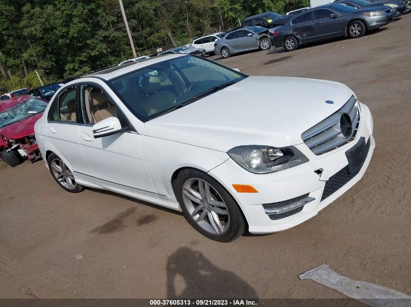 2013 MERCEDES-BENZ C-CLASS C 300 - WDDGF8AB7DR275965