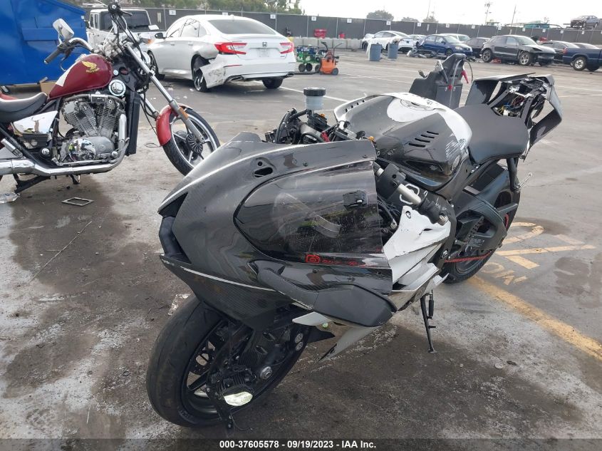 2020 YAMAHA YZFR6 C JYARJ28Y1LA002571