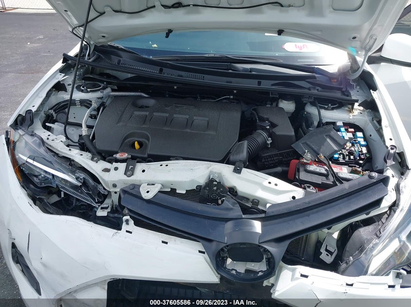 VIN 5YFBURHE4KP888083 2019 TOYOTA COROLLA L/LE/XLE/SE/XSE