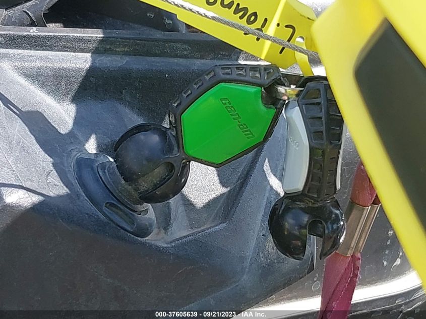 2018 CAN-AM OUTLANDER X MR 1000R 3JBLWAX40JJ000674