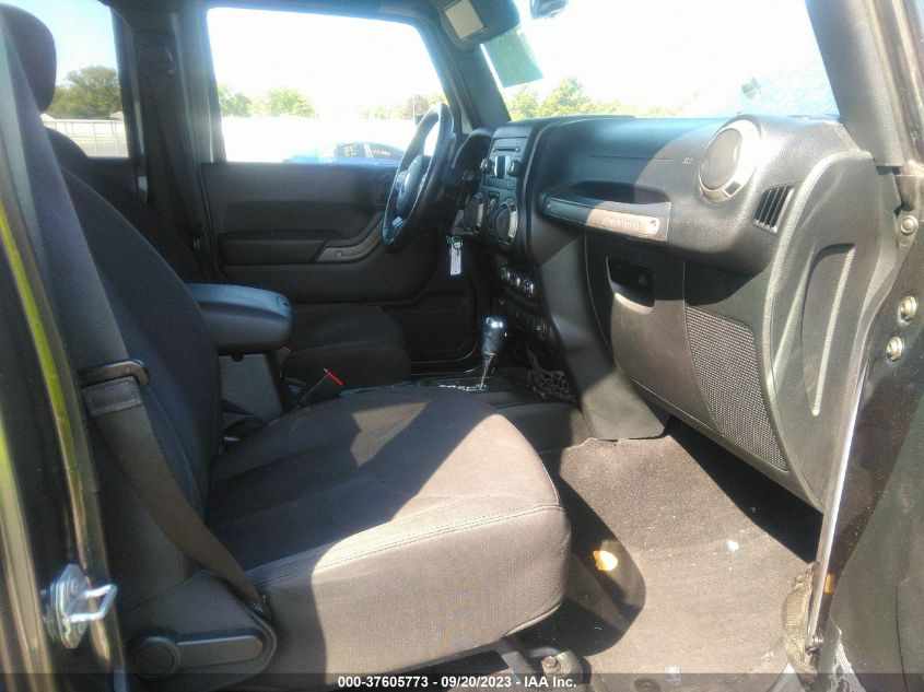 2016 JEEP WRANGLER UNLIMITED SPORT - 1C4BJWDG4GL308622