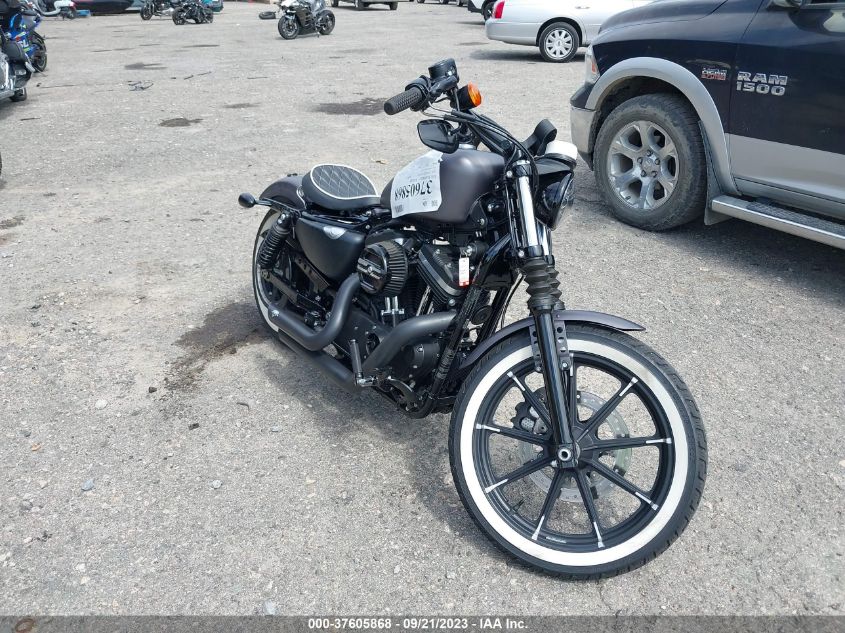 2016 HARLEY-DAVIDSON XL883 IRON 883 - 1HD4LE217GC416677