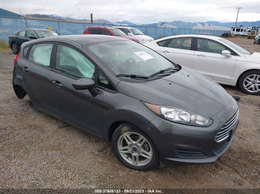 3FADP4EJ8KM107549 Ford Fiesta SE