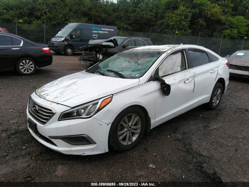 2016 HYUNDAI SONATA 2.4L SE - 5NPE24AF7GH395530