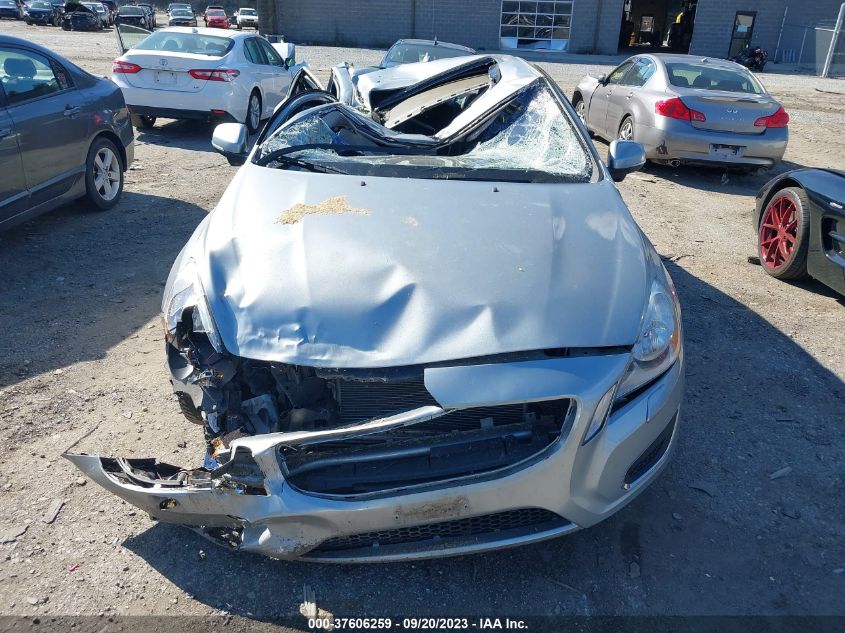 2013 VOLVO S60 T5 - YV1612FS4D2186304