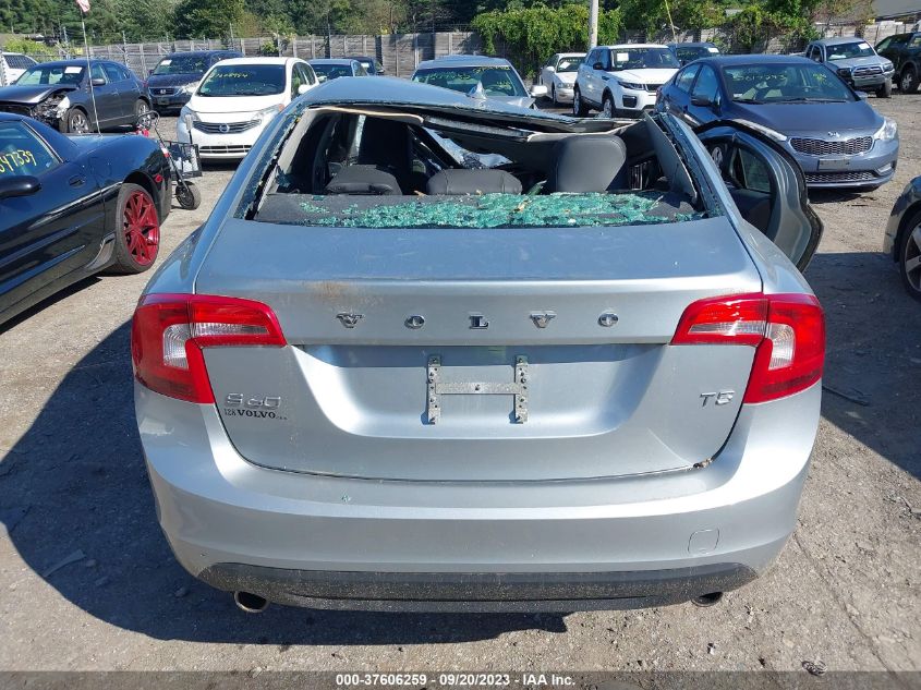 2013 VOLVO S60 T5 - YV1612FS4D2186304