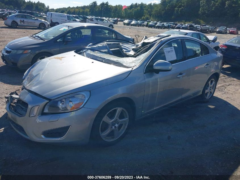 2013 VOLVO S60 T5 - YV1612FS4D2186304
