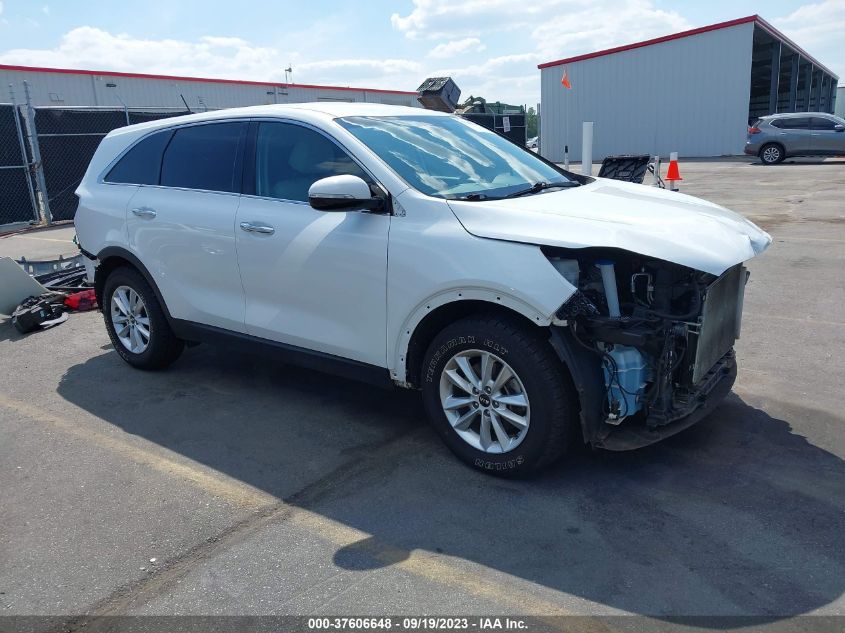 2019 KIA SORENTO LX - 5XYPG4A35KG561883