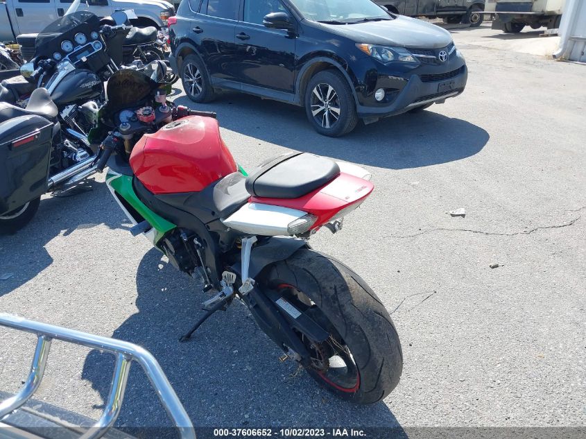 2006 SUZUKI GSX-R600 K6 - JS1GN7DA462106194