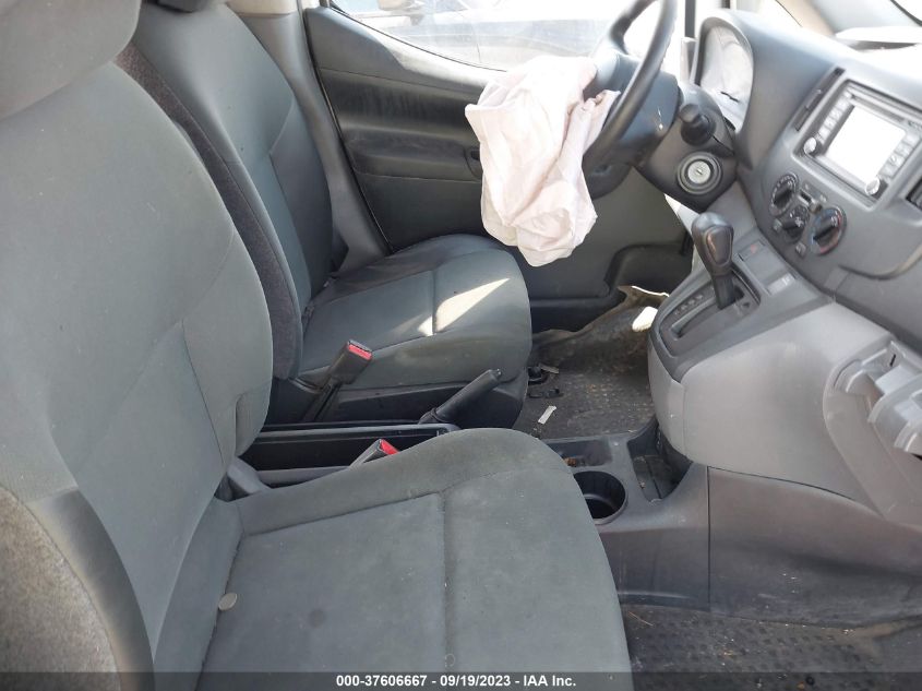 2015 NISSAN NV200 SV - 3N6CM0KN2FK717458