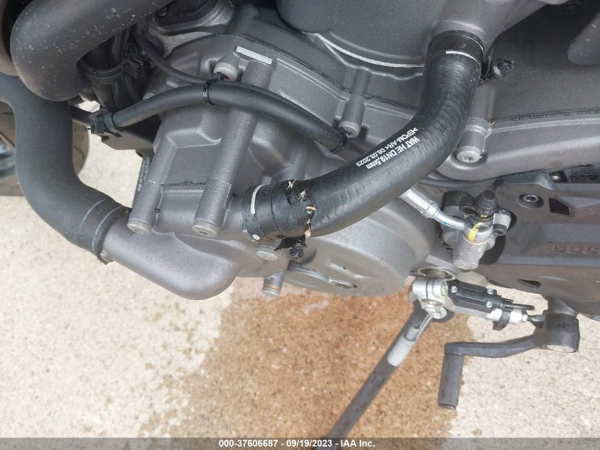 2023 DUCATI MONSTER ZDMMAMDT0PB008323
