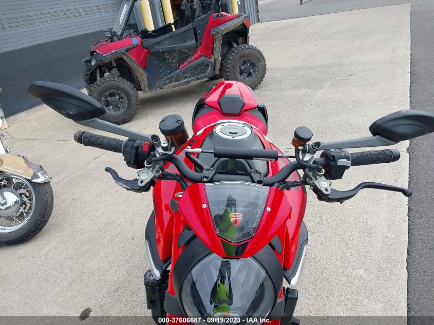 2023 DUCATI MONSTER ZDMMAMDT0PB008323