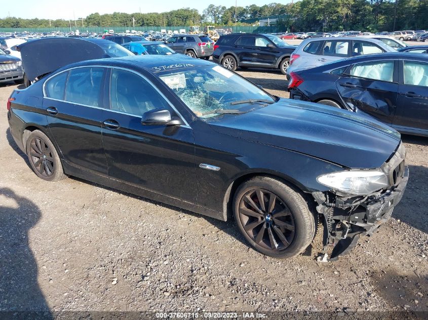 2013 BMW 5 SERIES 528I XDRIVE - WBAXH5C55DD108363