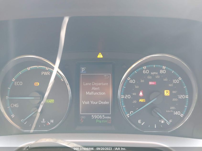 2017 TOYOTA RAV4 HYBRID XLE/LE PLUS JTMRJREV4HD082641