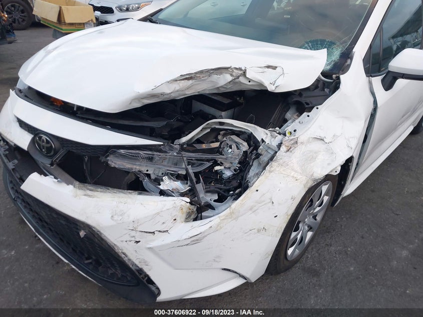VIN 5YFEPMAE2MP197364 2021 TOYOTA COROLLA LE