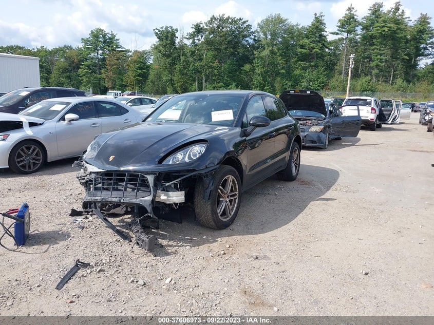 VIN WP1AA2A56JLB01713 2018 PORSCHE MACAN