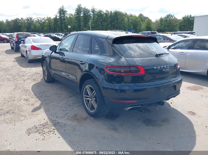 VIN WP1AA2A56JLB01713 2018 PORSCHE MACAN