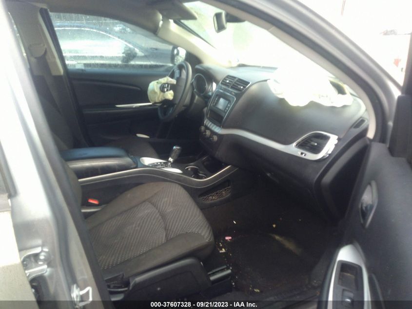 2019 DODGE JOURNEY SE - 3C4PDCABXKT860370