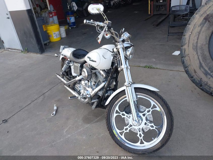 2005 HARLEY-DAVIDSON FXDCI - 1HD1GVW305K305569