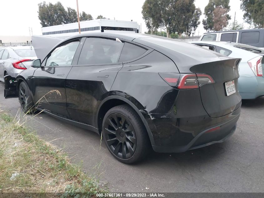 2022 TESLA MODEL Y LONG RANGE - 7SAYGAEE6NF345988