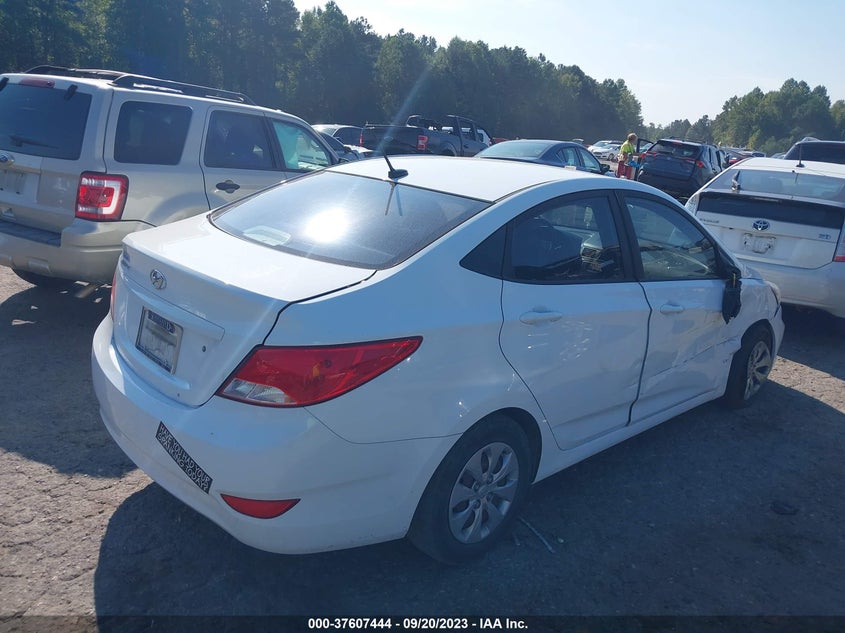 VIN KMHCT4AE1HU252068 2017 HYUNDAI ACCENT SE