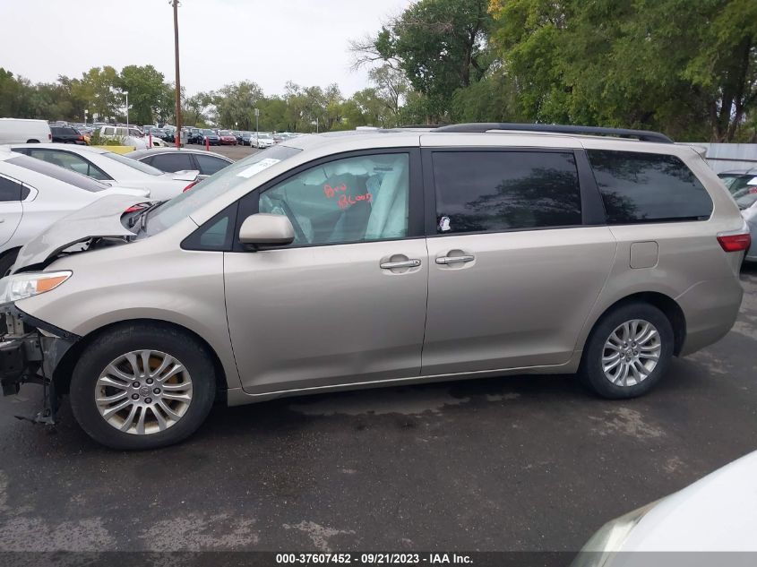 5TDYK3DC9FS639096 2015 TOYOTA SIENNA, photo no. 14