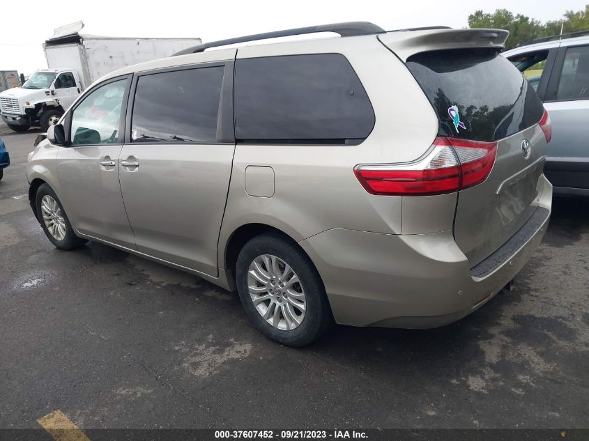 5TDYK3DC9FS639096 2015 TOYOTA SIENNA, photo no. 3