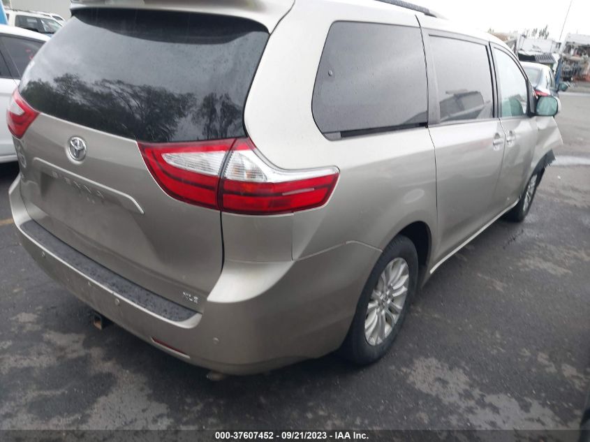 5TDYK3DC9FS639096 2015 TOYOTA SIENNA, photo no. 4