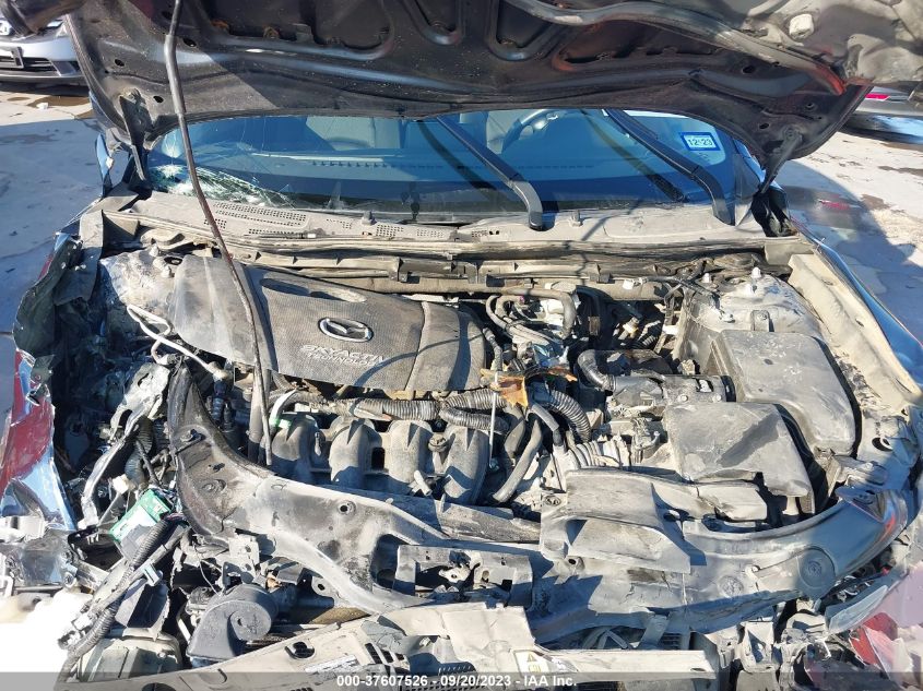 2017 MAZDA MAZDA3 4-DOOR SPORT 3MZBN1U70HM119034
