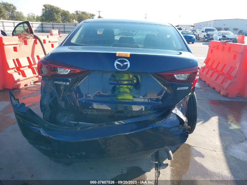 2017 MAZDA MAZDA3 4-DOOR SPORT 3MZBN1U70HM119034