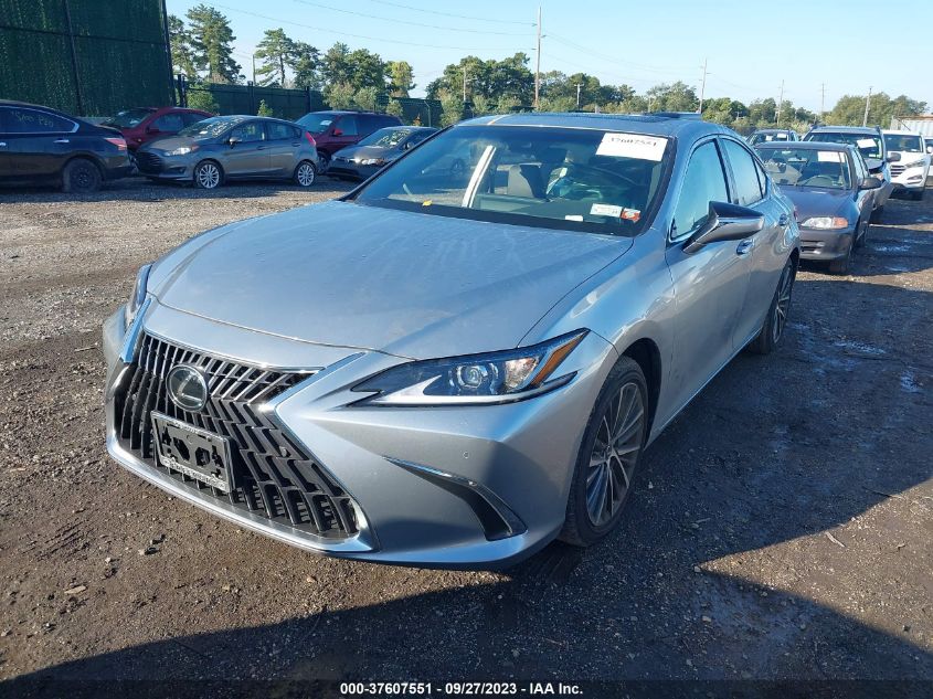 58ADZ1B18PU152439 Lexus ES ES 350 2