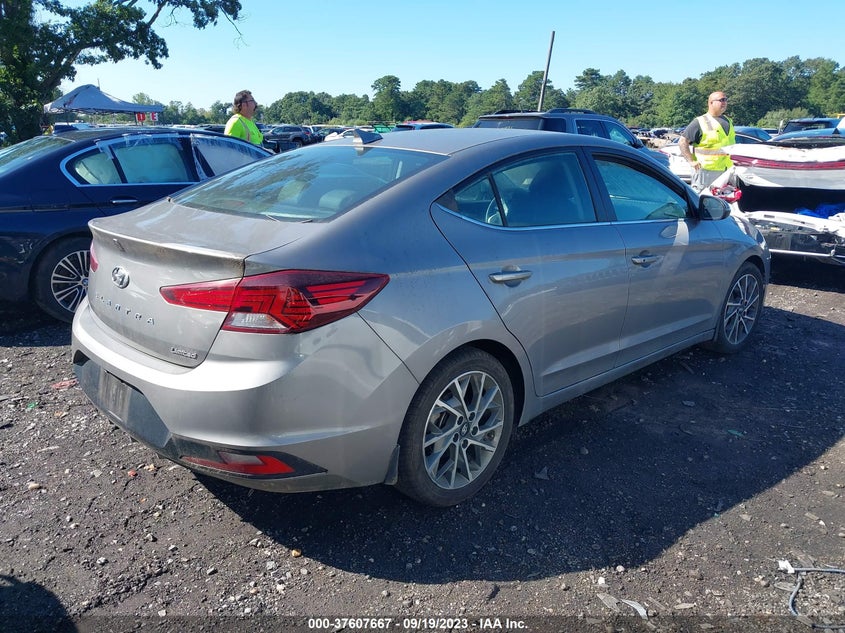 VIN KMHD84LF7LU954318 2020 HYUNDAI ELANTRA LIMITED