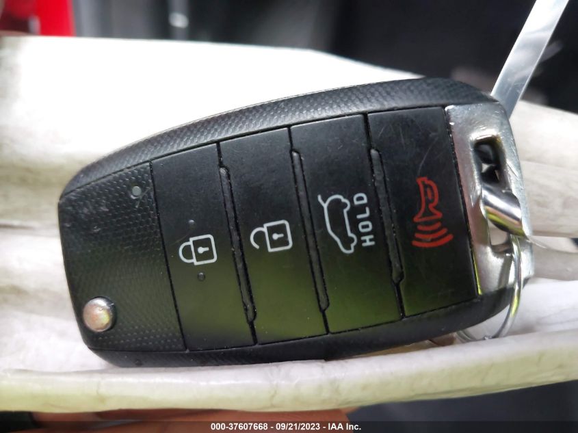 2014 KIA SOUL + - KNDJP3A5XE7738396