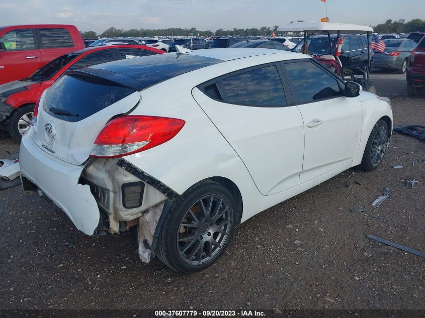 2015 HYUNDAI VELOSTER - KMHTC6AD5FU228968