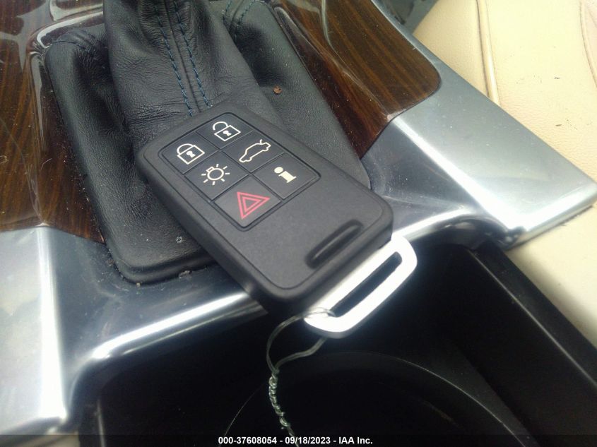 2013 VOLVO S60 T5 - YV1612FS3D1219525