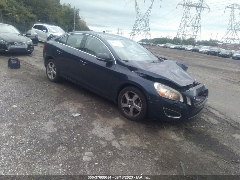 2013 VOLVO S60 T5 - YV1612FS3D1219525