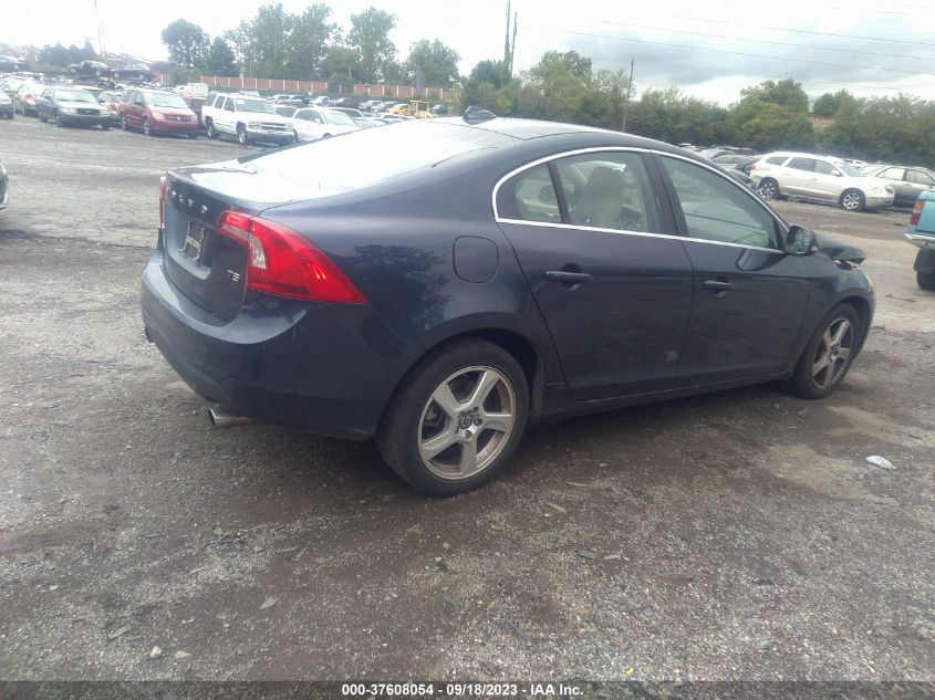 2013 VOLVO S60 T5 - YV1612FS3D1219525