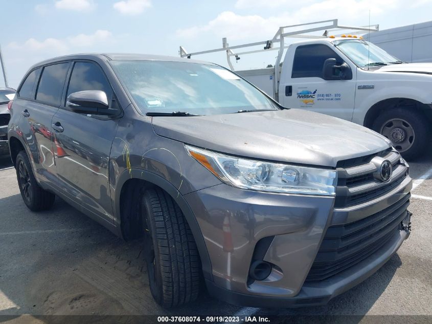 2018 TOYOTA HIGHLANDER LE - 5TDZZRFH9JS267859