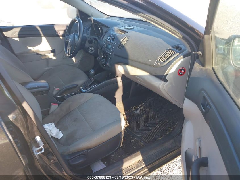 2013 KIA FORTE LX - KNAFT4A23D5719290