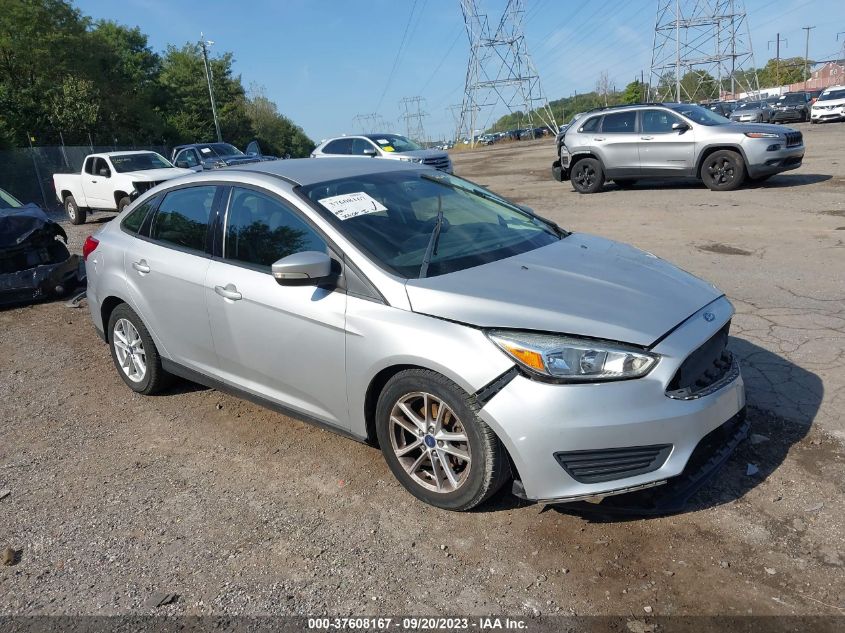 2015 FORD FOCUS SE - 1FADP3F26FL226919