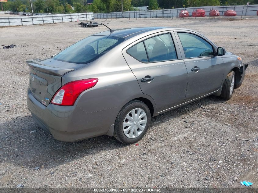 2015 NISSAN VERSA S PLUS - 3N1CN7AP5FL815473