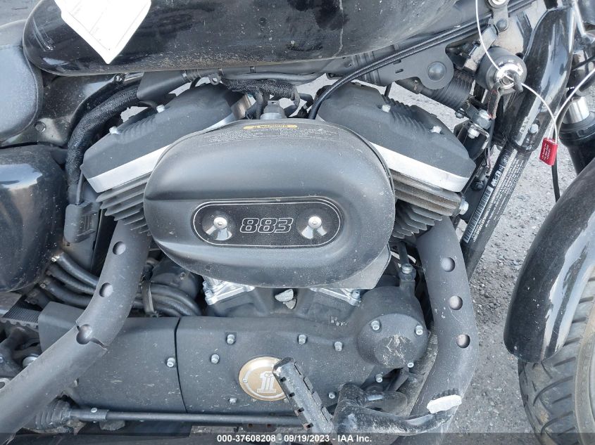 2014 HARLEY-DAVIDSON XL883 IRON 883 - 1HD4LE21XEC451257